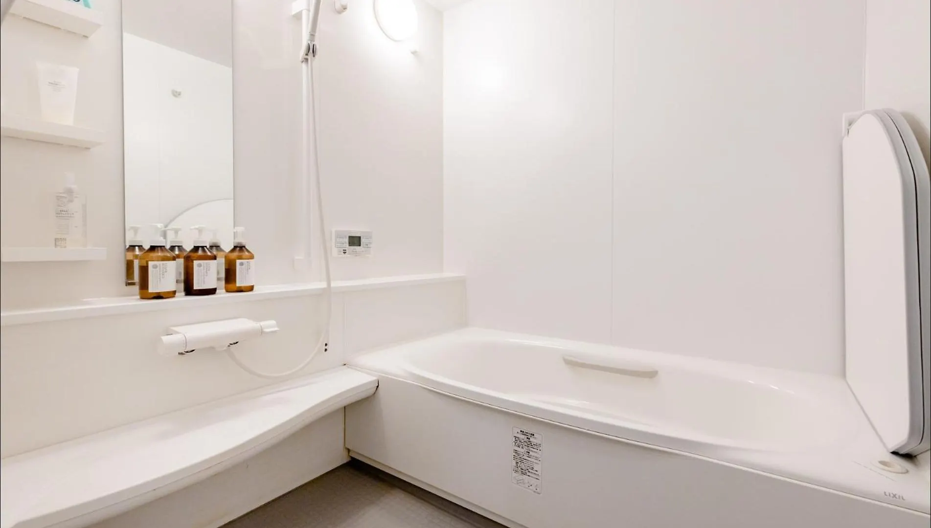 Accommodatie bij particulieren Roopt Hayama Collective House Appartement